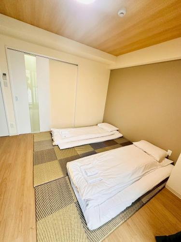 R SQUARE Nipponbashi Room No 901
