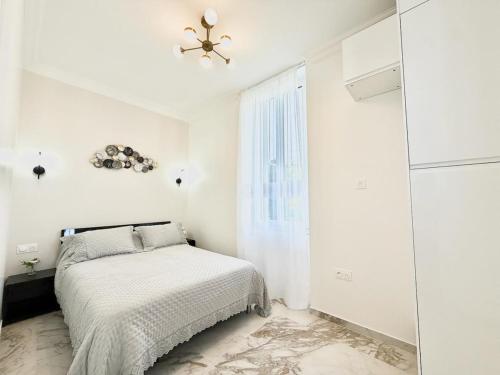 Bright Apartment with Garden Near Beach