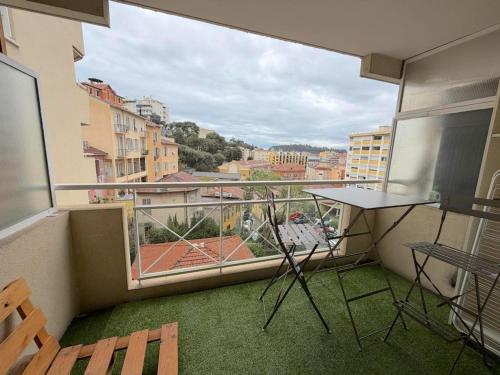 Charming cozy studio with sunny balcony