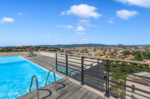 1 Bedroom Apt - Splendid View & Pool - Happy Rentals