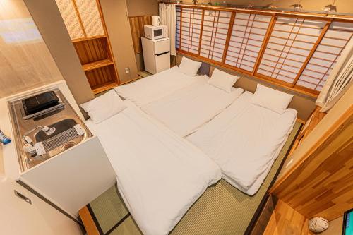 FITINN Akihabara - Walk to JR Station 秋葉原
