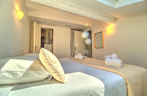 ALC - BOR383 - 12 min Palais And Beaches
