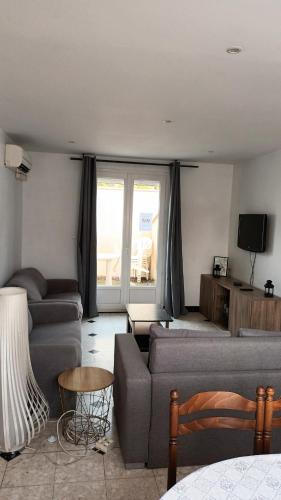 maison climatisée,parking privé, terrasse privé