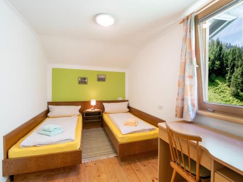 Chalet in Tirol by Zillertal Ski Slopes