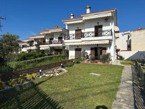 Beachfront Vacation Villa Anastassia