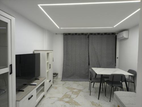 Alicante Modern Urban Apartment - Downtown & Cozy #2