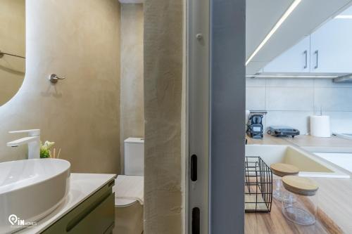 'Ango Living 2' Mondern Studio In Athens