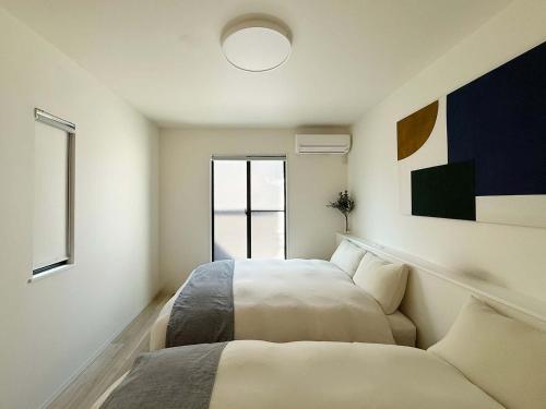 b hotel EIGHT VILLA KAMINOBORI - Free Parking New Entire 3BR House in Quiet Area