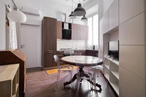 Hostmate - Milan - Nazario Sauro - Isola