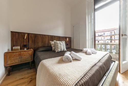 Elegant, Modern & Luxury apt with All Comforts