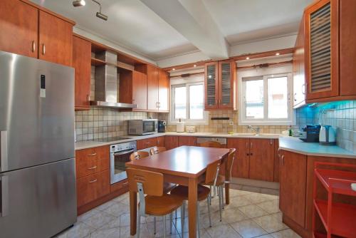 Alimos 4th Floor Residence
