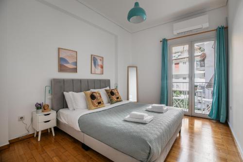 Sylka - Warm 1-BR Apartment & Balcony in Athens