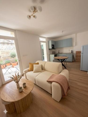 T2 Design et Spa avec Jacuzzi, Jardin, Garage