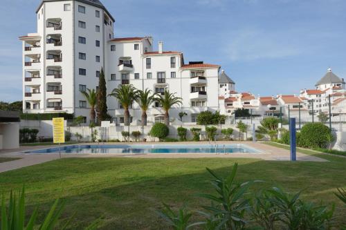 Vilamoura House Garden by Hopstays - Pool under maintenance