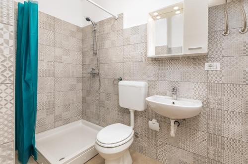 Studio Apartment Luciano in a Quiet Location with Parking and a Yard