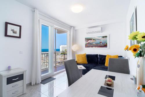 Chaparil Seaview - Couples Apartment near Torrecilla Beach by Casasol