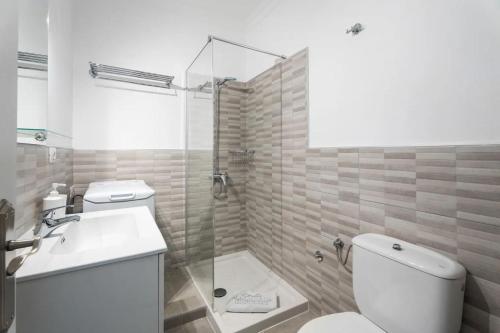Charming 1-Bedroom Apartment with Ocean View in Arona