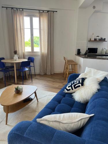 Fort Carré & Yachts View 2Bed Apartment in Old Antibes photo 14