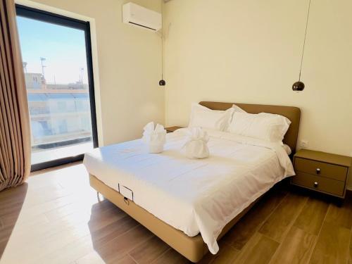 Trendy 3 BDR apartment, Konstantinoupoleos, MH1stf