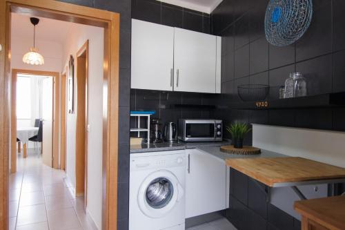 Charming 2-Bedroom Flat in Faro Downtown