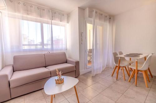 Gio - Studio 4 personnes, clim, piscine, terrasse