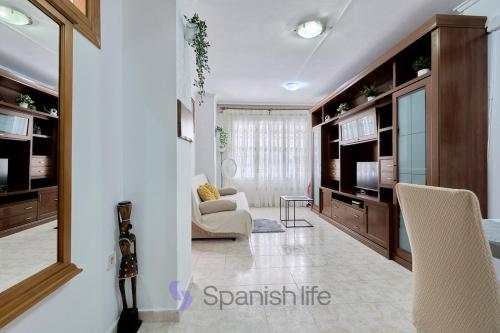 Pedro Lorca Beach Apartment