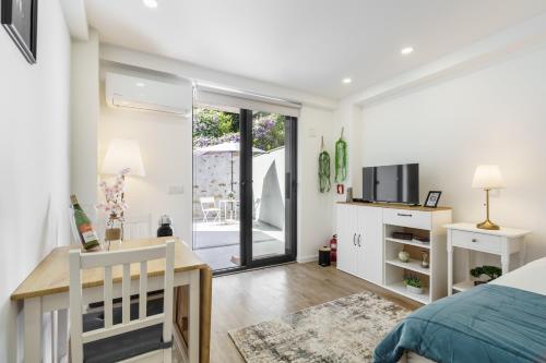 The Archway Studio by Minhos Guest
