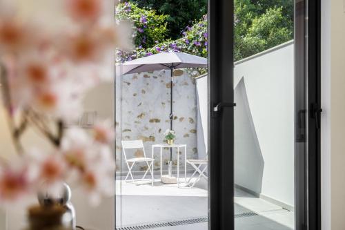 The Archway Studio by Minhos Guest