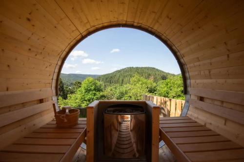 Chalet L'Anahi 5-Star Luxury Chalet with Panoramic Mountain Views
