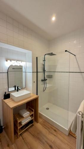 Appartement plein cœur des Chartrons rue calme