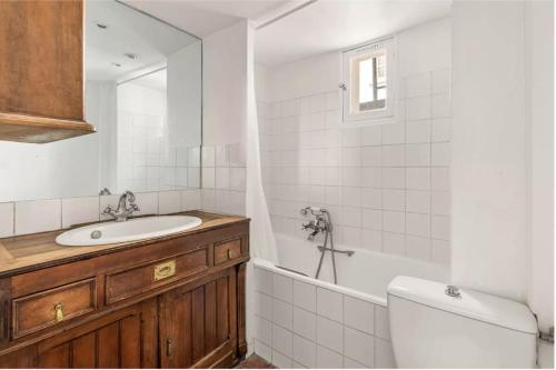 Duplex de charme au cœur du Marais
