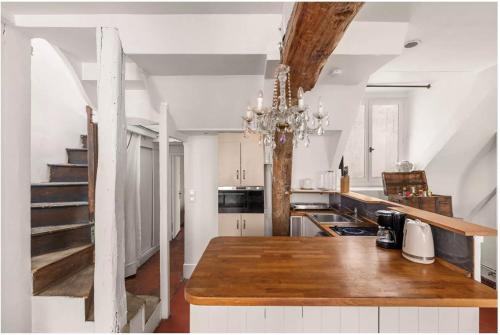 Duplex de charme au cœur du Marais