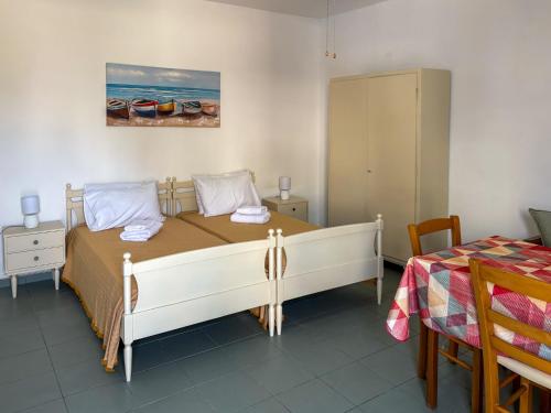 Naxos budget friendly studio 3 min walk from port