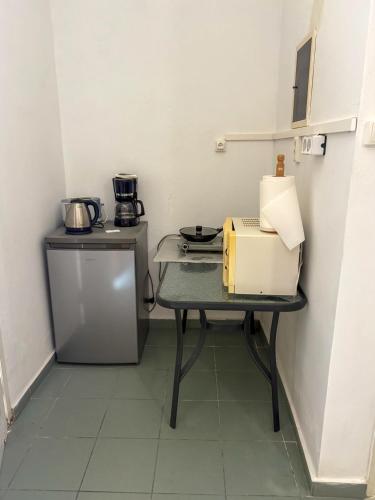 Naxos budget friendly studio 3 min walk from port