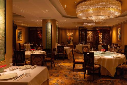 Shangri-La Paris photo 103