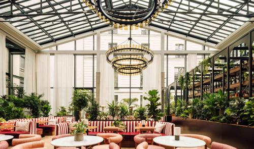Le Jardin de Verre by Locke