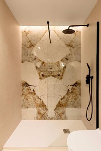 Saristays Valencia Luxe Style