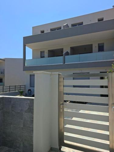 DIONYSUS Apartments
