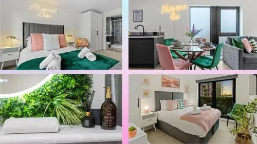 Luxury City Retreat - sleeps 6 with Games, Netflix & Record Player photo 1