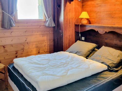 Appartement lumineux au calme avec balcon et accès skis aux pieds