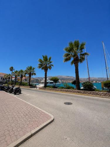Almeta Apartments Port