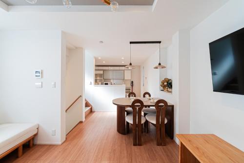 Promotion 池袋别墅 全新3层楼独栋别墅 家的感觉 3卧室1厅Brand new 3-story det ached villa with a homey feel 3 rooms 近商圈 设备齐全 直达新宿 银座 涉谷 上野 表参道 品川