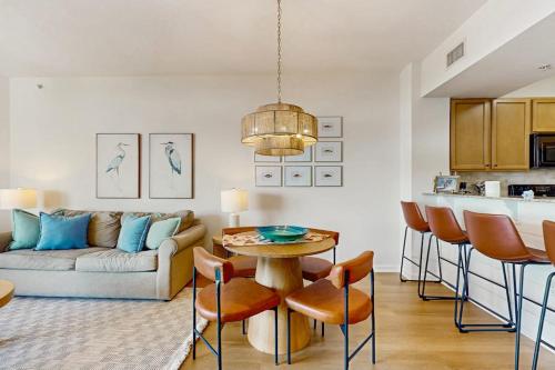 Charming open unit w resort amenities including pool & hot tub close to gulf photo 8