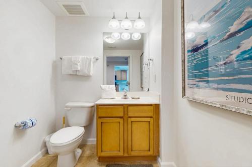 Charming open unit w resort amenities including pool & hot tub close to gulf photo 23