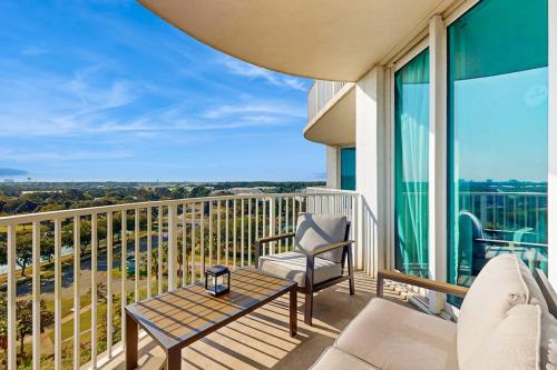 Charming open unit w resort amenities including pool & hot tub close to gulf photo 25
