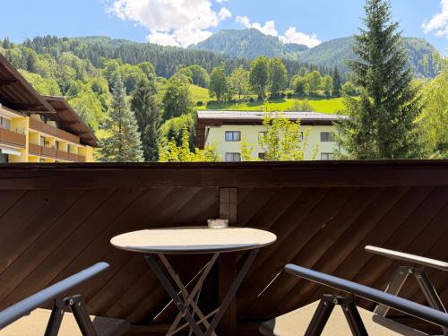 Apartment Essreithweg Kaprun by Jara