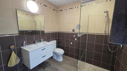 Petite maison et extérieur coconning sans vis à vis
