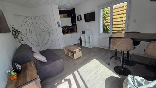 Petite maison et extérieur coconning sans vis à vis