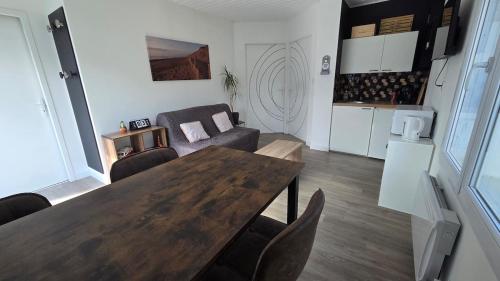 Petite maison et extérieur coconning sans vis à vis