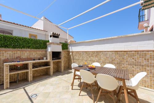 WintoWinRentals Charming House in Chilches